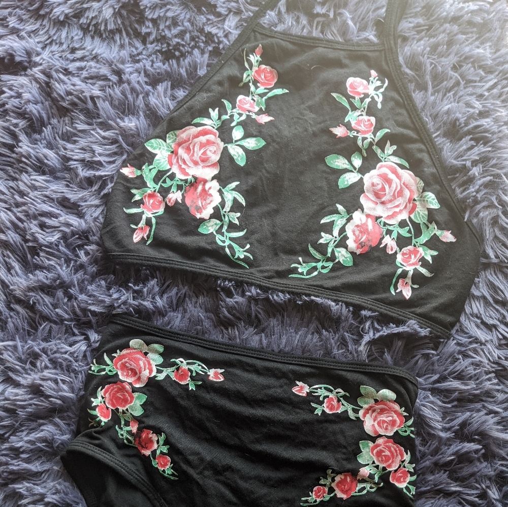 High waisted bikini